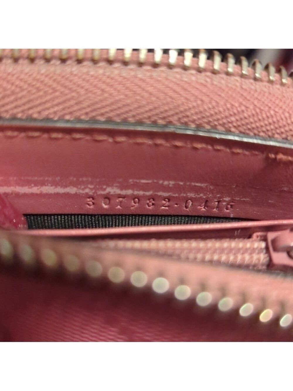Gucci Pink Guccissima Leather GG lcon Zip Around Wallet - Picture 13 of 13